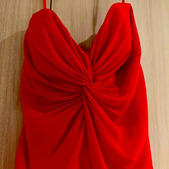 Gown used for wedding - Picture 3 of 6